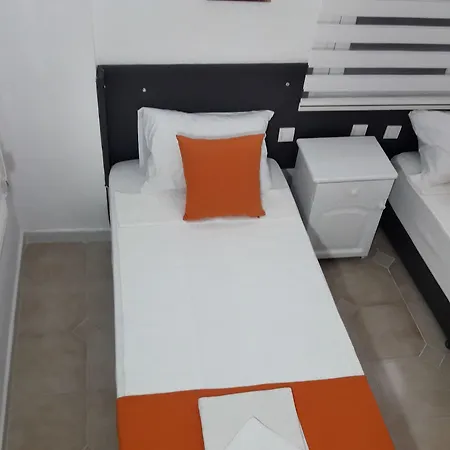 Mese & Ξενοδοχείο 2*